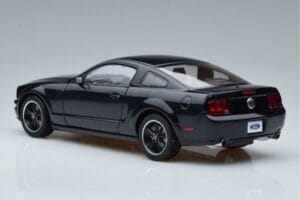 Ford Mustang GT S197 Bullitt AUTOart 1:18 73067 メタル - 画像 6/7