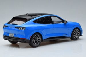 Ford Mustang Mach-E GT Performance ブルー Otto 1:18 OT414 レジン - 画像 2/6