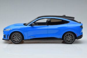Ford Mustang Mach-E GT Performance ブルー Otto 1:18 OT414 レジン - 画像 3/6