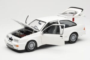 Ford Sierra RS RHD ホワイト Minichamps 1:18 150084070 メタル - 画像 2/8