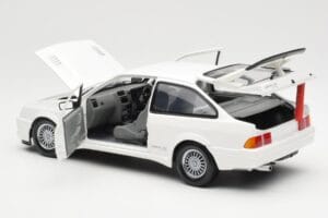 Ford Sierra RS RHD ホワイト Minichamps 1:18 150084070 メタル - 画像 5/8