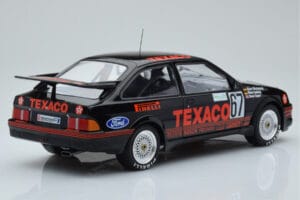 Ford Sierra RS500 Cosworth Texaco #67 K. Ludwig / K. Niedzwiedz / S. Soper 24 Hours of Nurburgring Winner 1987 IXO 1:18 18RMC - 画像 2/6