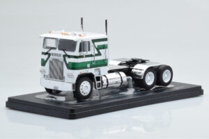 Freightliner FLA ホワイト グリーン IXO 1:43