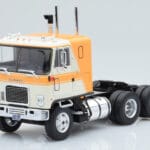 GMC Astro 95 ベージュ ホワイト IXO 1:43