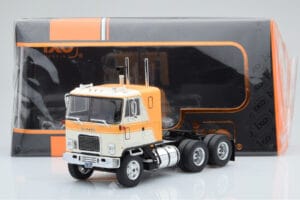 GMC Astro 95 ベージュ ホワイト IXO 1:43 TR167 メタル - 画像 5/5