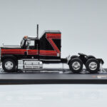 GMC General レッド ブラック IXO 1:43 TR102 - image 3 of 6