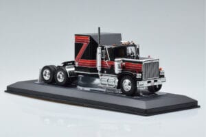 GMC General レッド ブラック IXO 1:43 TR102 メタル - 画像 4/6