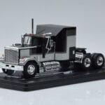 GMC General シルバー ブラック IXO 1:43 TR117