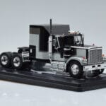 GMC General シルバー ブラック IXO 1:43 TR117 - image 4 of 6