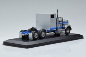GMC General シルバー IXO 1:43 TR079 メタル - 画像 2/6