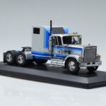 GMC General シルバー IXO 1:43 TR079 - image 4 of 6