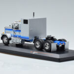 GMC General シルバー IXO 1:43 TR079 - image 5 of 6