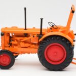 Hanomag R28 農業用トラクター Minichamps 1:18 - image 3 of 6