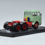 Henschel HS 19 TS グリーン IXO 1:43 - image 2 of 6