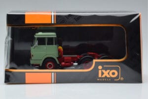 Henschel HS 19 TS グリーン IXO 1:43 TR151 メタル - 画像 6/6