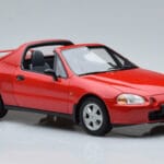 Honda CRX Del Sol VTi Spider レッド Otto 1:18 - image 4 of 6