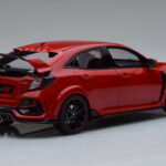 Honda Civic Type R GT FK8 Euro Spec レッド Otto 1:18 - image 2 of 6