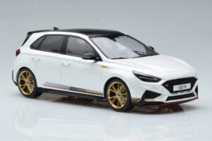 Hyundai i30 N PD アトラスホワイト MCG 1:18 MCG18376 メタル - 画像 4/6