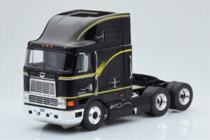 International Eagle Cabover ブラック IXO 1:43