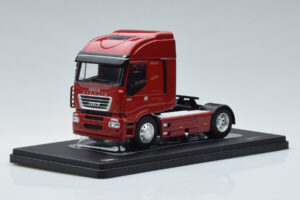 Iveco Stralis 480 レッド IXO 1:43 TR086