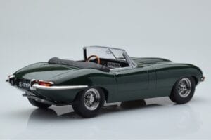Jaguar E-Type Series 1 Roadster グリーン KK-Scale 1:18 KKDC180481 メタル - 画像 2/6