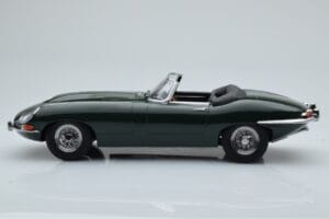 Jaguar E-Type Series 1 Roadster グリーン KK-Scale 1:18 KKDC180481 メタル - 画像 3/6