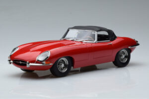 Jaguar E-Type Series 1 Roadster レッド KK-Scale 1:18