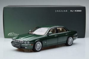 Jaguar XJ6 X350 レーシンググリーン Almost Real 1:18 810502 メタル - 画像 13/13
