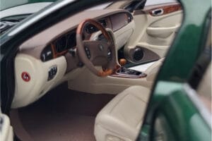 Jaguar XJ6 X350 レーシンググリーン Almost Real 1:18 810502 メタル - 画像 8/13