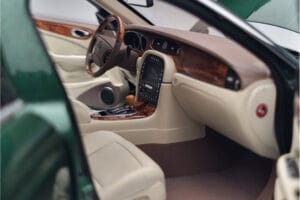 Jaguar XJ6 X350 レーシンググリーン Almost Real 1:18 810502 メタル - 画像 9/13