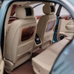 Jaguar XJ6 X350 Seafrost ライトブルー Almost Real 1:18 - image 10 of 11