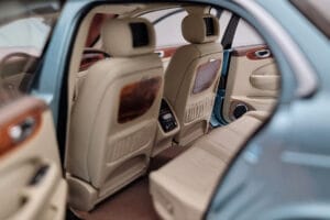 Jaguar XJ6 X350 Seafrost ライトブルー Almost Real 1:18 810503 メタル - 画像 10/11