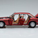 Jaguar XJ6 XJ40 フラメンコレッド Almost Real 1:18 - image 4 of 11
