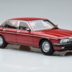 Jaguar XJ6 XJ40 フラメンコレッド Almost Real 1:18 - image 6 of 11