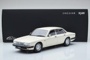 Jaguar XJ6 XJ40 グレイシャーホワイト Almost Real 1:18 810542 メタル - 画像 11/11