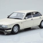 Jaguar XJ6 XJ40 グレイシャーホワイト Almost Real 1:18