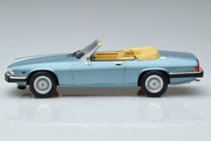 Jaguar XJS V12 コンバーチブル ライトブルー メタリック Norev 1:18 182635 メタル - 画像 3/6