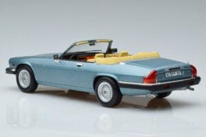 Jaguar XJS V12 コンバーチブル ライトブルー メタリック Norev 1:18 182635 メタル - 画像 5/6