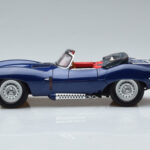 Jaguar XKSS ブルー AUTOart 1:18 - image 5 of 9