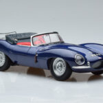 Jaguar XKSS ブルー AUTOart 1:18 - image 6 of 9