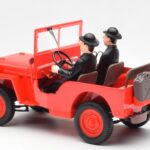 Jeep Willys Tintin 2 フィギュア UT Models 1:18 - image 5 of 6