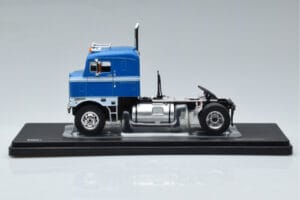 Kenworth Bullnose ブルー IXO 1:43 TR154 メタル - 画像 3/6