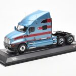 Kenworth T2000 ライトブルー レッド IXO 1:43 - image 2 of 4