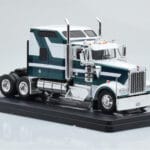 Kenworth W900 グリーン ホワイト IXO 1:43 - image 4 of 6