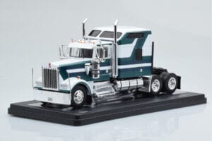 Kenworth W900 グリーン ホワイト IXO 1:43