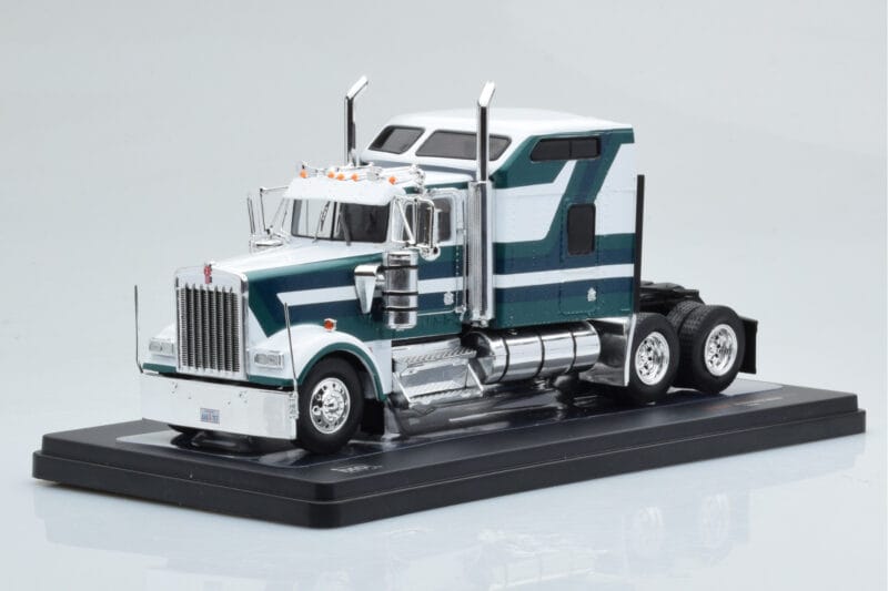 Kenworth W900 グリーン ホワイト IXO 1:43