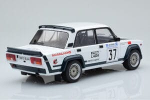 Lada 2105 VFTS #37 H. Ohu Rally Acropolis 1983 IXO 1:18 18RMC145 メタル - 画像 2/6