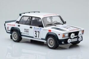 Lada 2105 VFTS #37 H. Ohu Rally Acropolis 1983 IXO 1:18 18RMC145 メタル - 画像 4/6