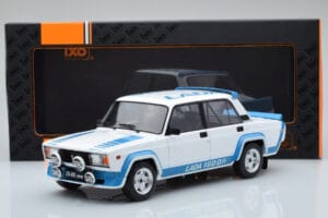 Lada 2105 VFTS ホワイト IXO 1:18 18CMC144 メタル - 画像 6/6