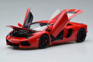 Lamborghini Aventador LP700-4 アンドロメダレッド AUTOart 1:18 74669 メタル - 画像 2/10